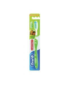 Oral-B 3-Effect Natural Fresh 40 Medium Toothbrush, Pack of 1's